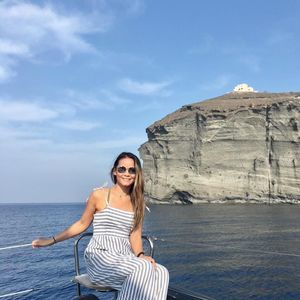 Meet your Posher, Yen